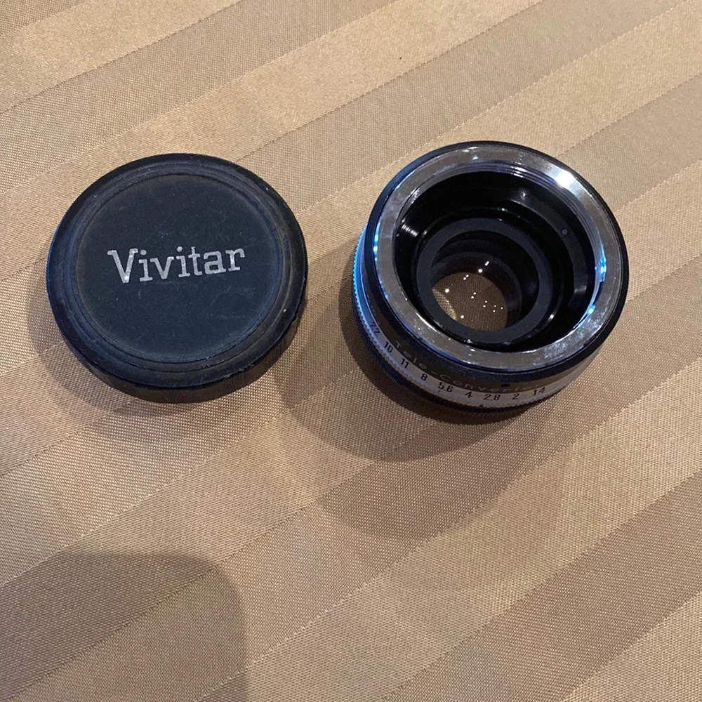 Vivitar auto 2x custom tel-converter model 2x-1, 1 cover lens clean